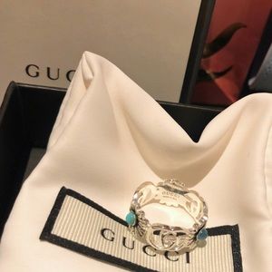 Authentic Gucci Double G flower ring.